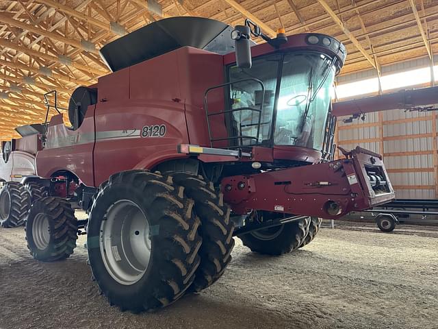 Image of Case IH 8120 equipment image 1