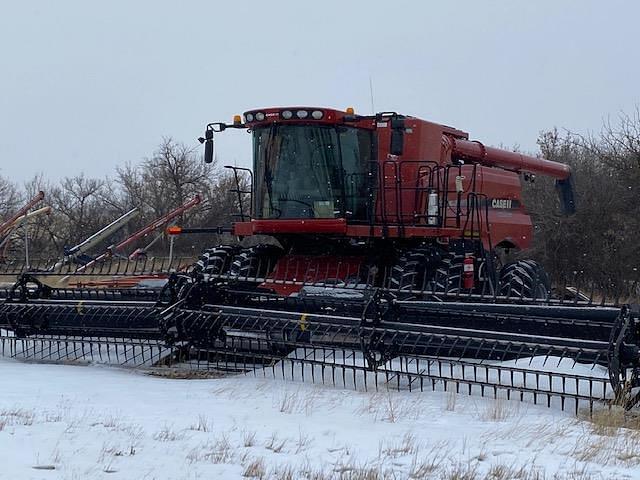 Image of Case IH 8120 equipment image 1