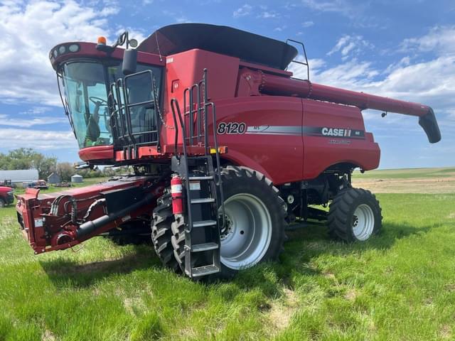 Image of Case IH 8120 equipment image 4