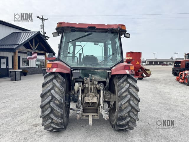 Image of Case IH Farmall 105U equipment image 3