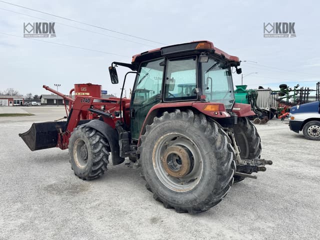 Image of Case IH Farmall 105U equipment image 2
