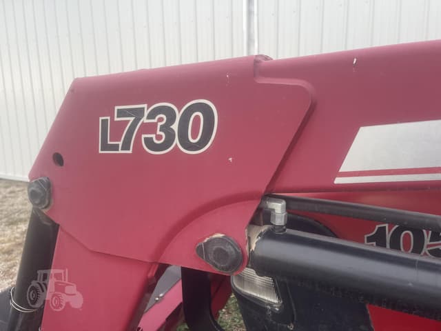 Image of Case IH Farmall 105U equipment image 4