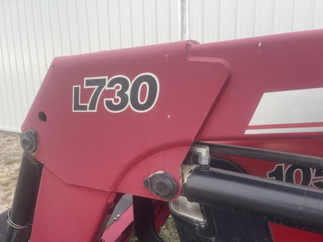 Image of Case IH Farmall 105U equipment image 4