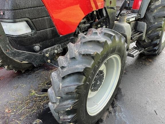 Image of Case IH Farmall 70 equipment image 2
