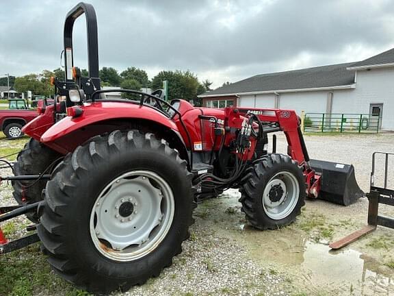 Image of Case IH Farmall 70 equipment image 1