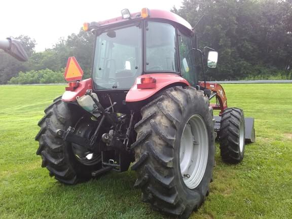 Image of Case IH Farmall 95 equipment image 2
