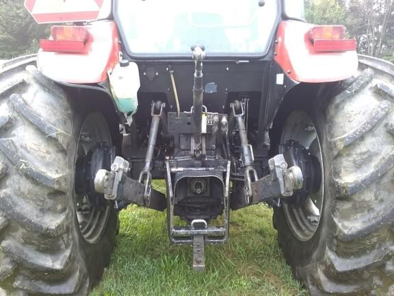 Image of Case IH Farmall 95 equipment image 4
