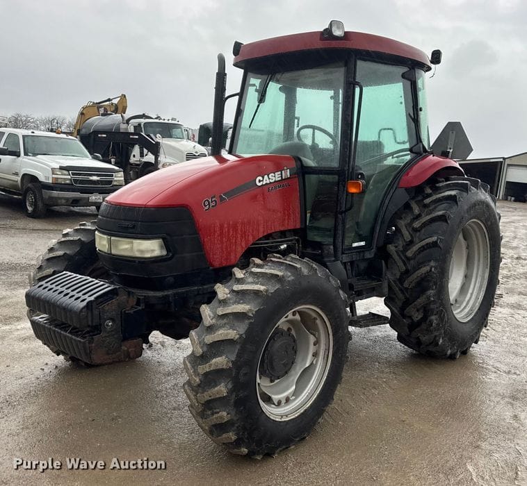 2010 Case IH Farmall 95 Equipment Image0