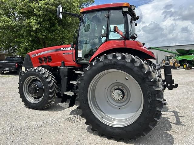 Image of Case IH Magnum 180 equipment image 4
