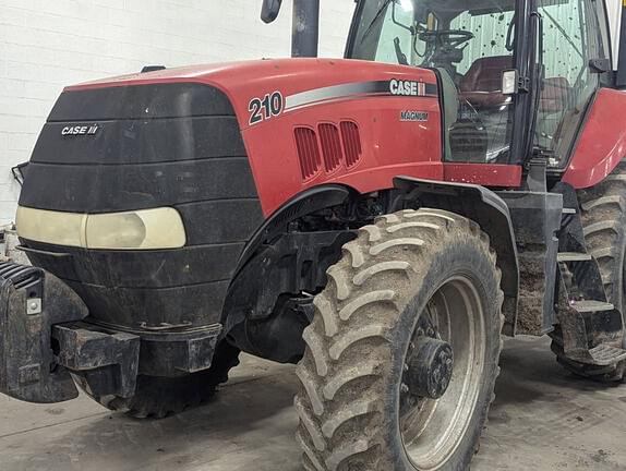 Image of Case IH Magnum 210 equipment image 3