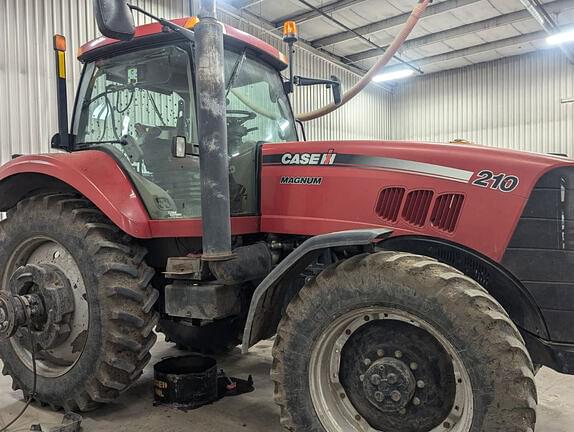 Image of Case IH Magnum 210 equipment image 1