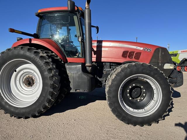 Image of Case IH Magnum 215 equipment image 3