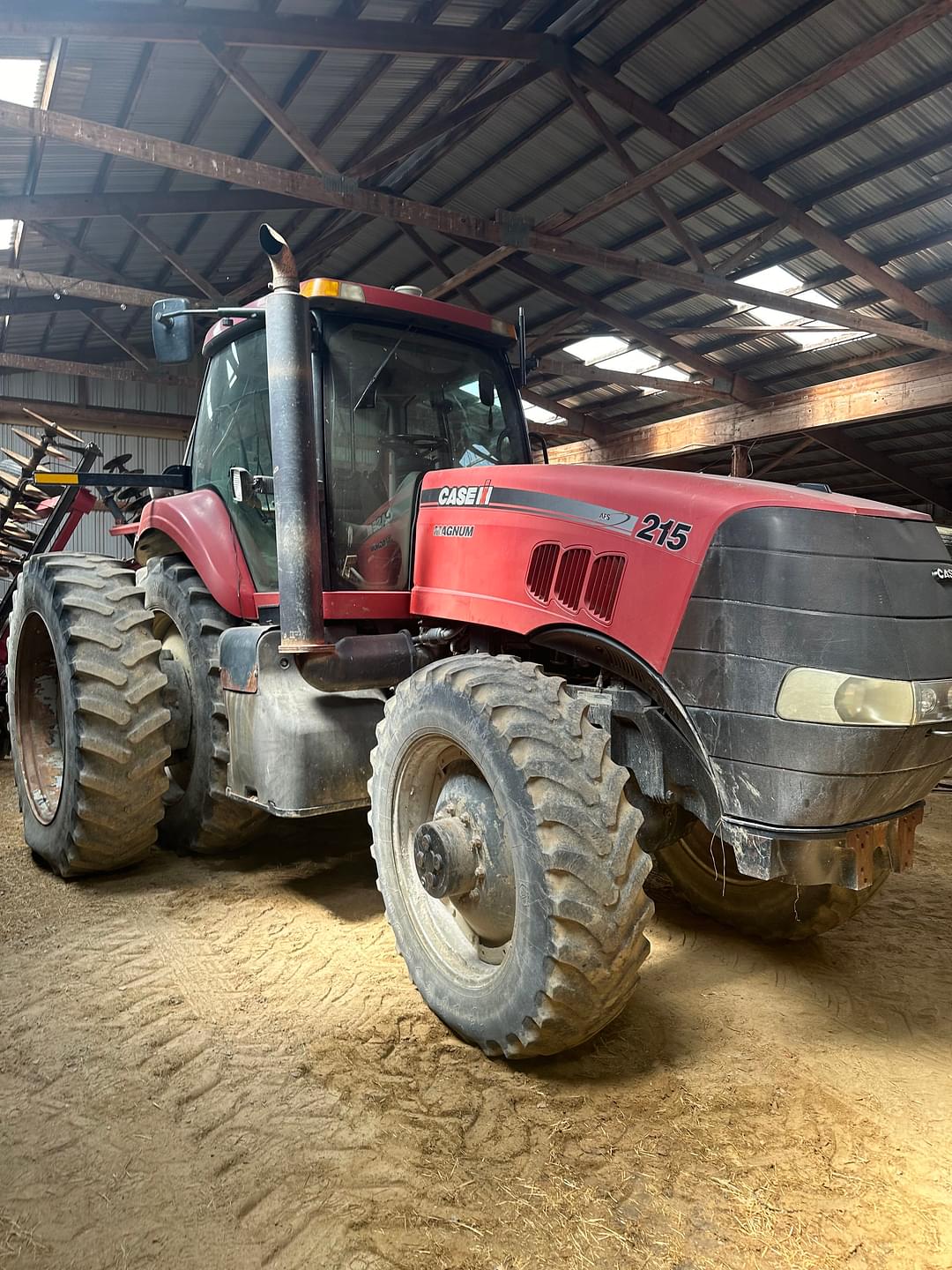 Image of Case IH Magnum 215 Primary image