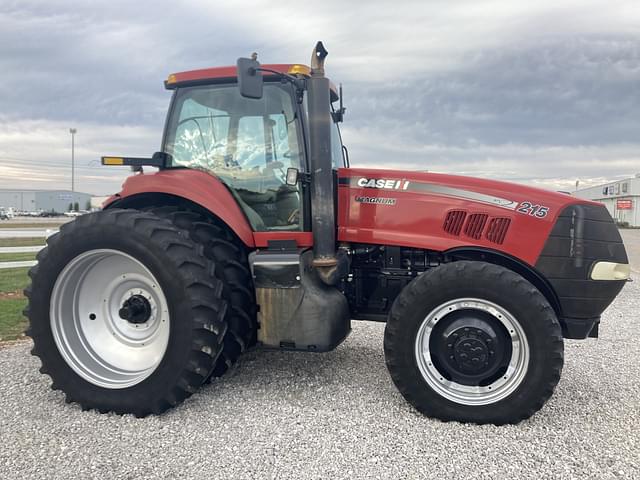 Image of Case IH Magnum 215 equipment image 1