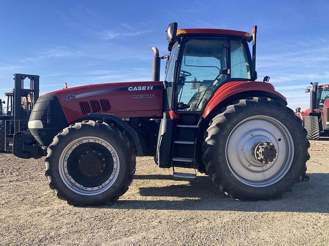 Image of Case IH Magnum 215 equipment image 4