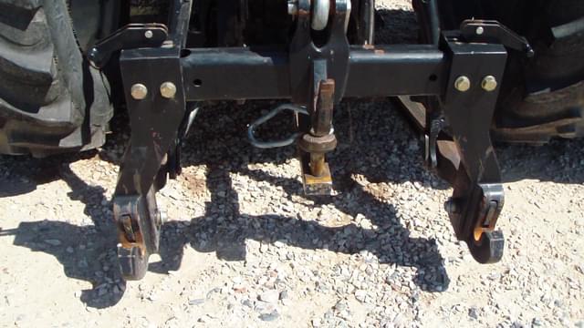 Image of Case IH Magnum 215 equipment image 4