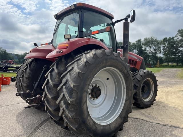 Image of Case IH Magnum 225 equipment image 3
