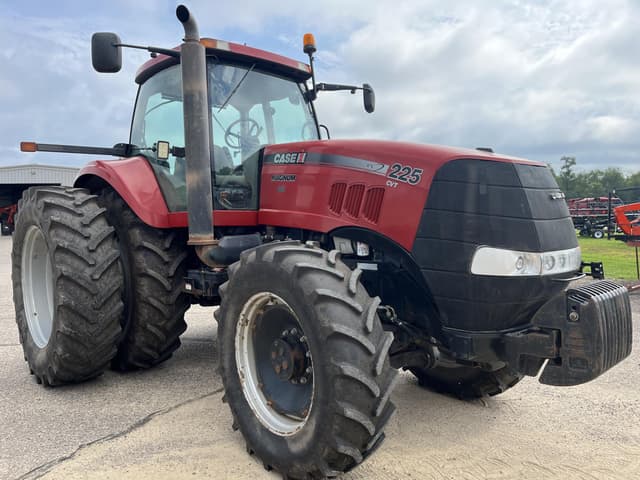 Image of Case IH Magnum 225 equipment image 2