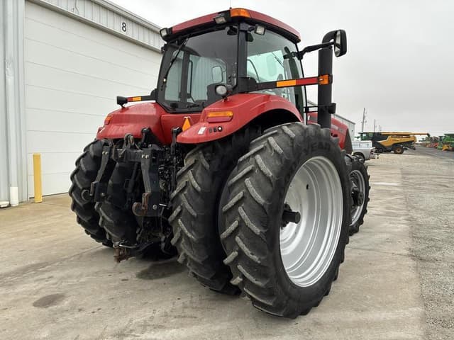 Image of Case IH Magnum 245 equipment image 4