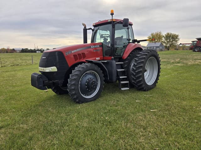 Image of Case IH Magnum 245 equipment image 1