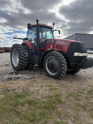 2010 Case IH Magnum 245 Image
