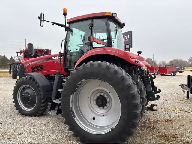 Image of Case IH Magnum 245 equipment image 3
