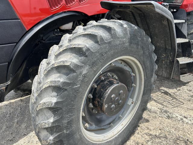 Image of Case IH Magnum 275 equipment image 2
