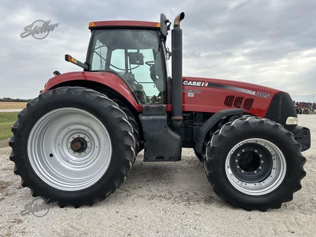 Image of Case IH Magnum 305 equipment image 1