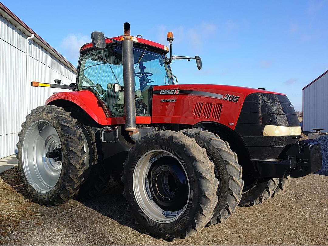 Image of Case IH Magnum 305 Primary image