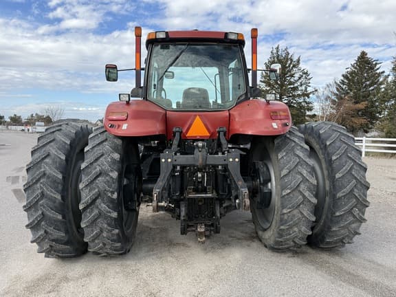 Image of Case IH Magnum 305 equipment image 3