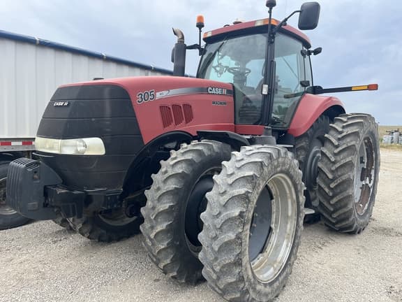 Image of Case IH Magnum 305 equipment image 1