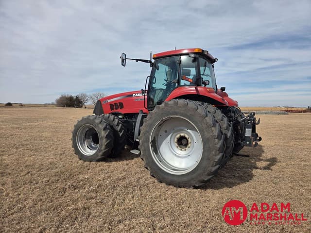 Image of Case IH Magnum 305 equipment image 3