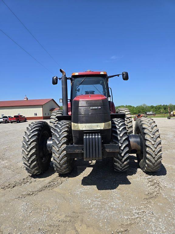 Image of Case IH Magnum 305 equipment image 1
