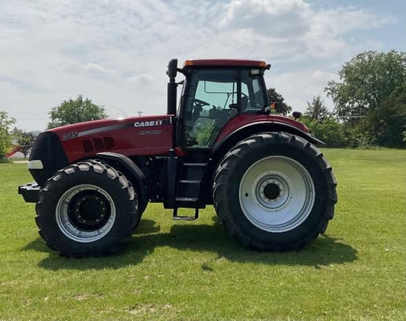 Image of Case IH Magnum 305 equipment image 3