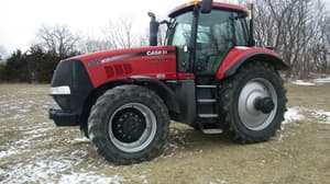 2010 Case IH Magnum 305 Image