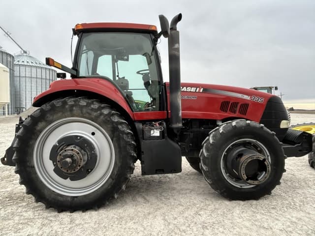 Image of Case IH Magnum 335 equipment image 3