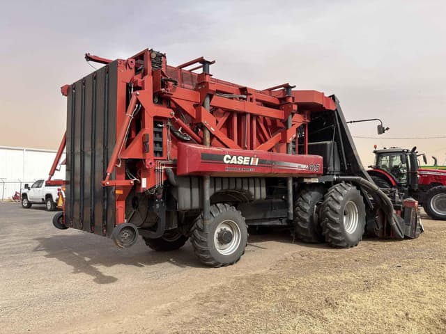 Image of Case IH Module Express 625 equipment image 4