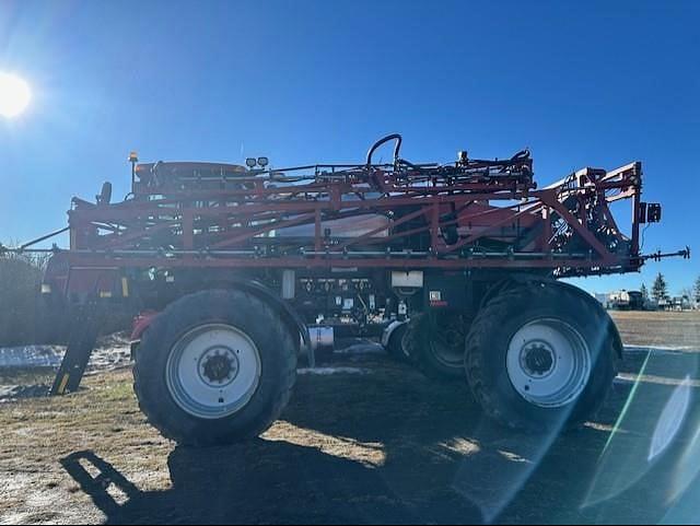 Image of Case IH 3330 Patriot equipment image 3