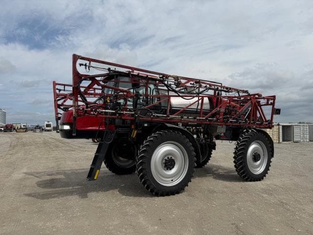 Image of Case IH 3330 Patriot Primary image
