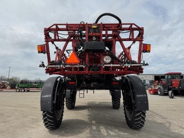 Image of Case IH 3330 Patriot equipment image 3