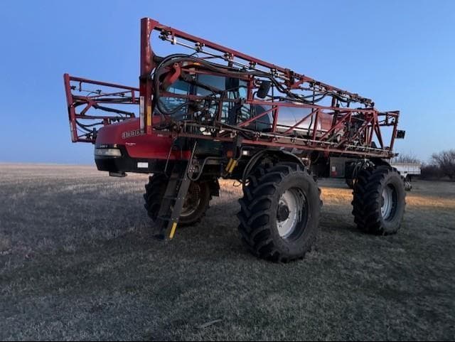 Image of Case IH 3330 Patriot Primary image