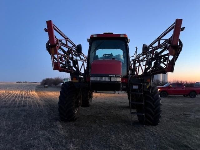 Image of Case IH 3330 Patriot equipment image 3