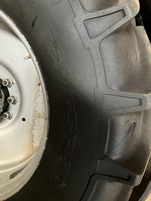 Image of Case IH 3330 Patriot equipment image 4