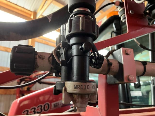 Image of Case IH 3330 Patriot equipment image 2