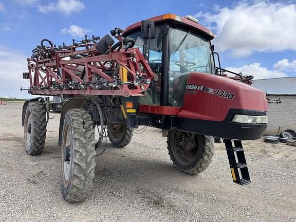 Image of Case IH 3330 Patriot equipment image 2