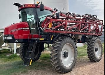Main image Case IH Patriot 4420