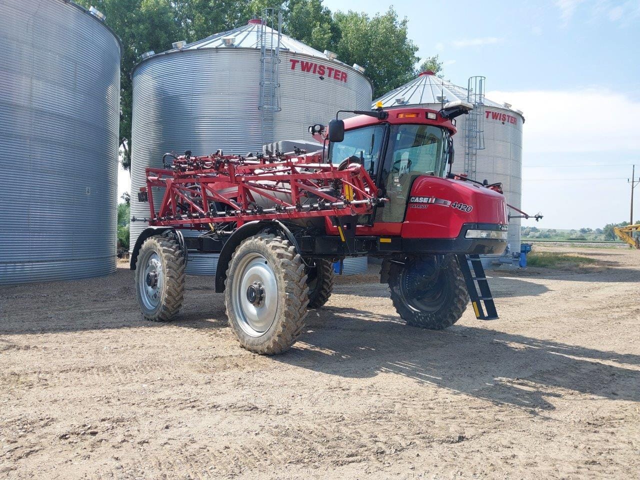 Main image Case IH Patriot 4420