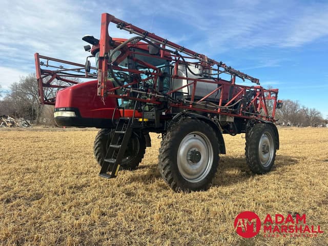 Image of Case IH Patriot 4420 equipment image 3