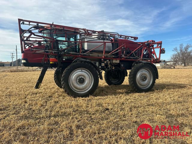Image of Case IH Patriot 4420 equipment image 4