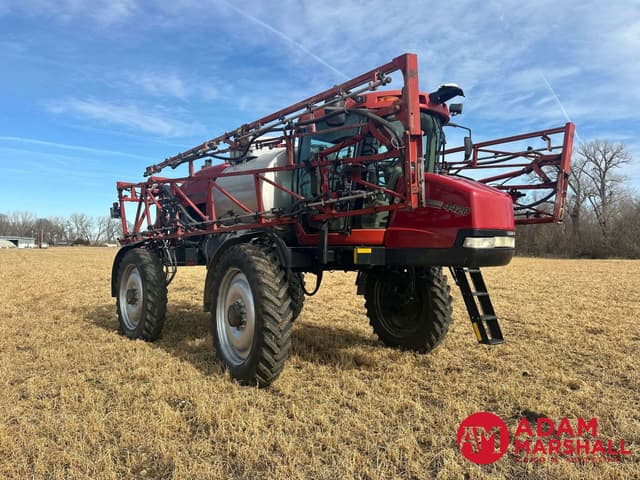 Image of Case IH Patriot 4420 equipment image 1